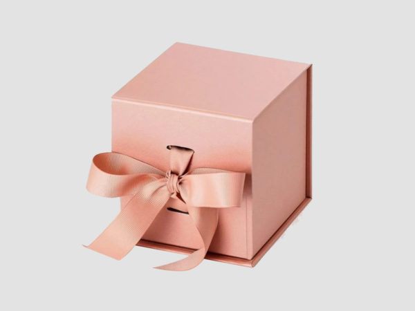 Rose Gold Large Cube Gift Boxes with changeable ribbon