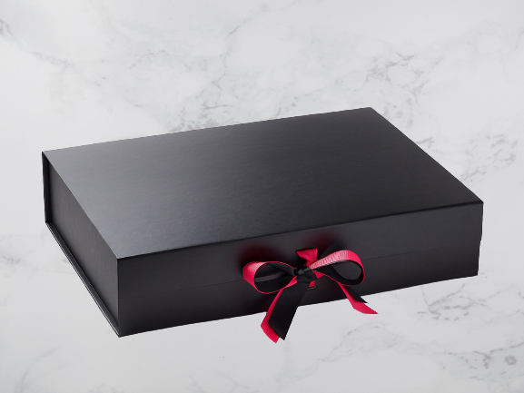 16095BlackA3ShallowHotPink_ddb658be-5887-4c98-bff0-aff675ef6a58_2000x-removebg-preview