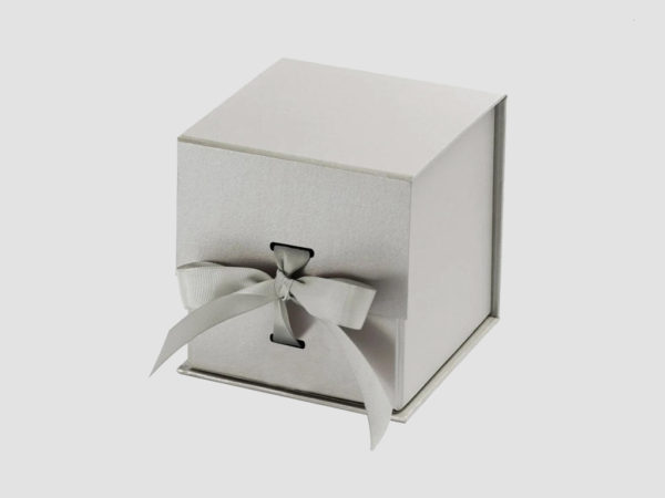 Silver Large Cube Gift Boxes with changeable ribbon