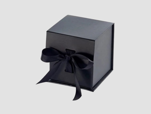 Black Small Cube Gift Boxes with changeable ribbon