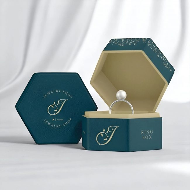 jewelry-subscription-packaging-boxes-1.jpg
